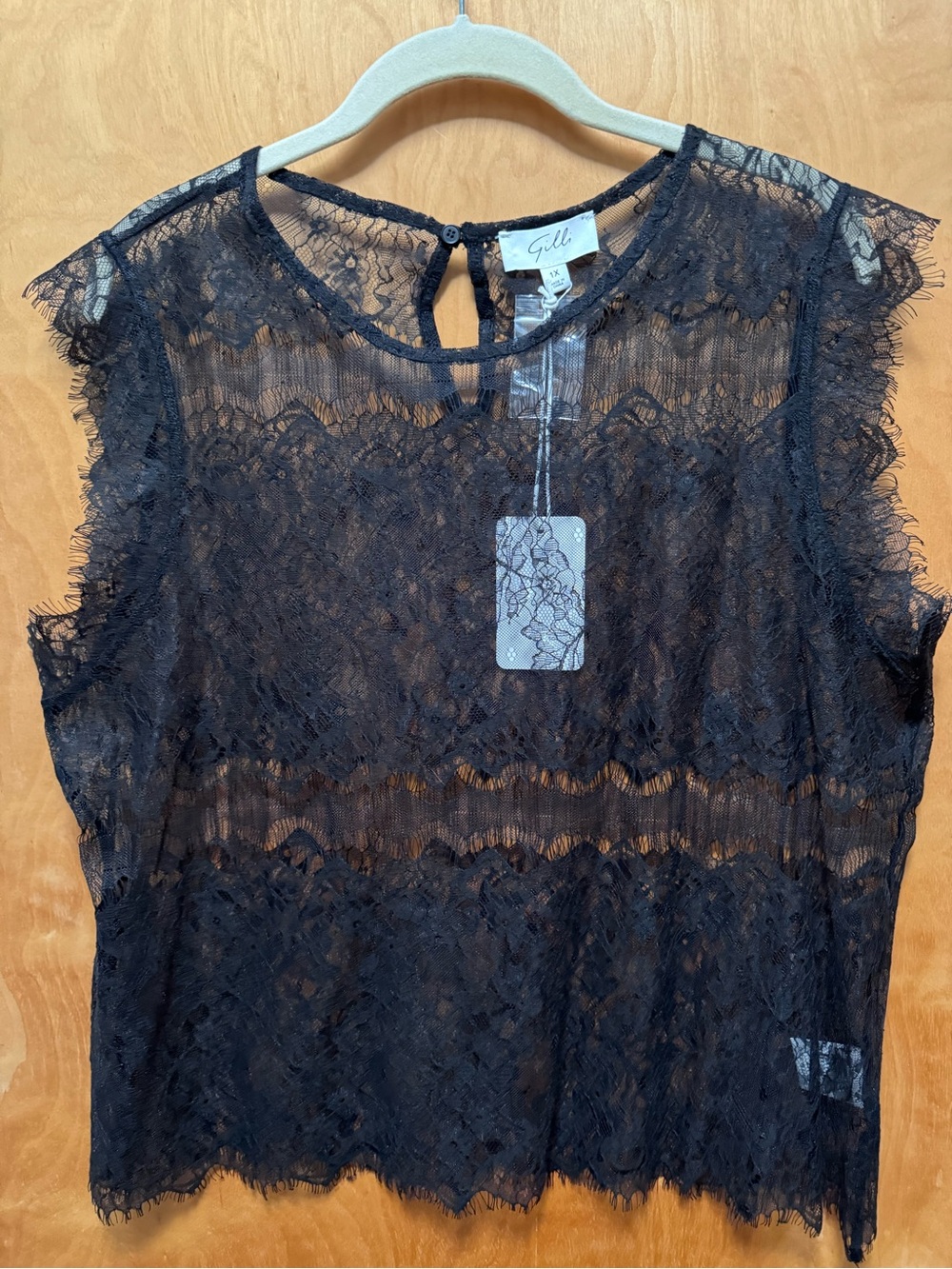 Gilli Black Lace Sheer Cap-Sleeve Camisole size 1X NWT